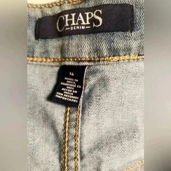 CHAPS Ralph Lauren mild wash blue 6 button 2 pocket denim  skirt 14 - Picture 4 of 5